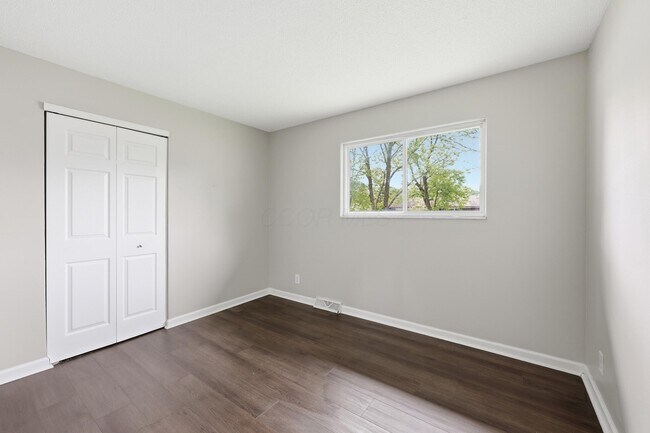Building Photo - 5240 Carbondale Dr
