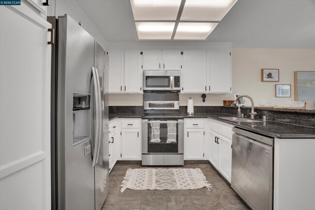 Building Photo - 242 Via El Dorado Ln