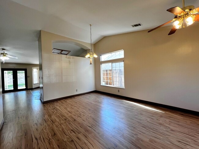 Building Photo - 4211 Rio Viejo Dr