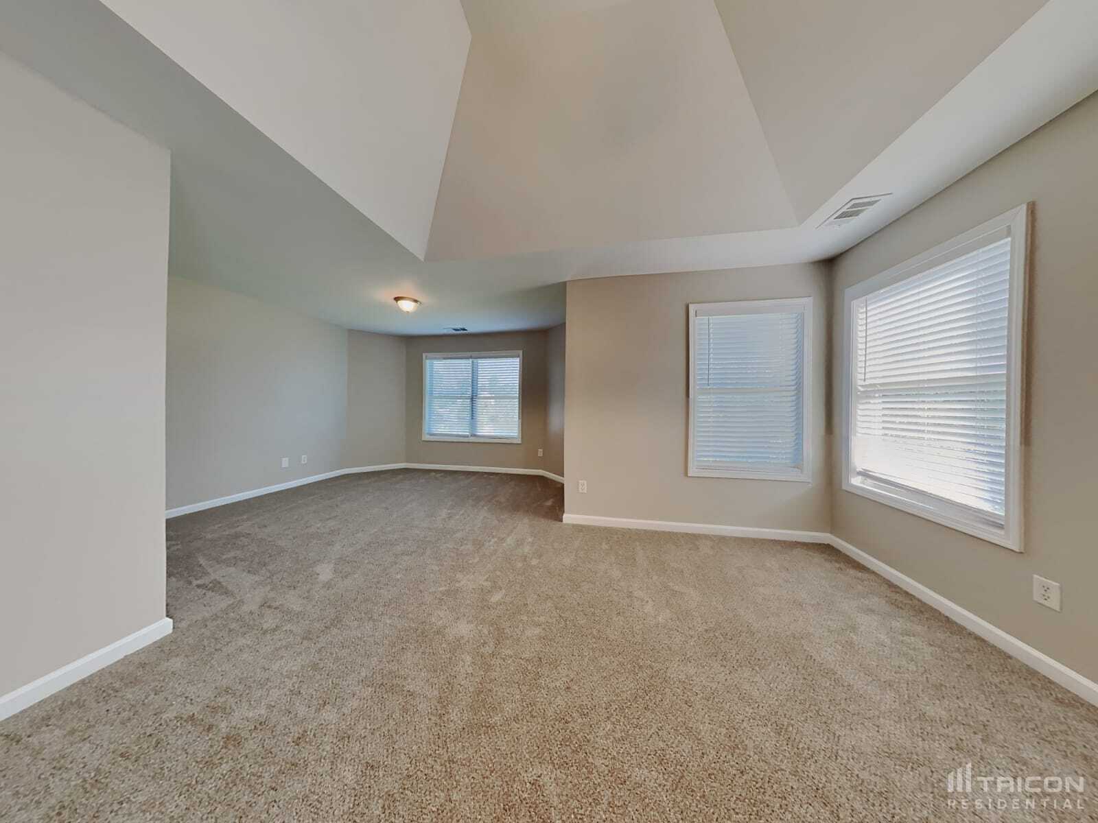 Building Photo - 2010 Tiffany Ct