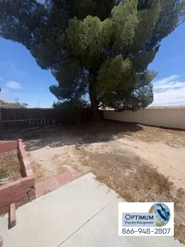 Building Photo - 17065 Grand Mammoth Pl