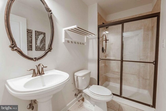 Building Photo - 9733 Braidwood Ter