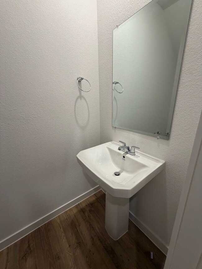 Building Photo - 3550 Blue Mockingbird St