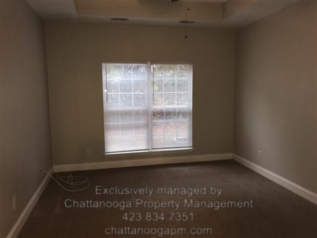 Building Photo - 2704 Stone Trace Dr