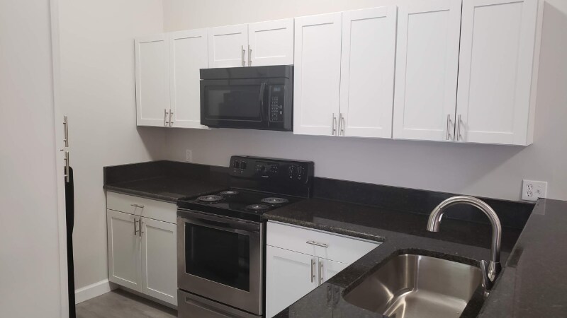 Building Photo - 2388 Oak Park Way