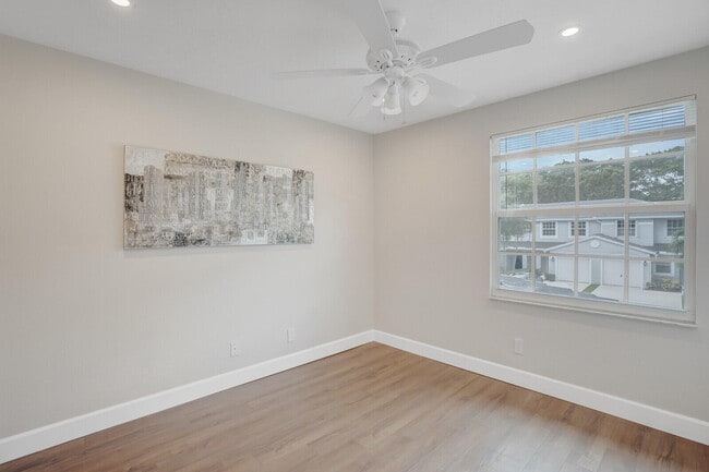 Building Photo - 16207 Sierra Palms Dr