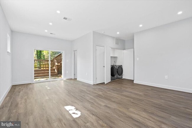 Building Photo - 1626 Foxhall Rd NW