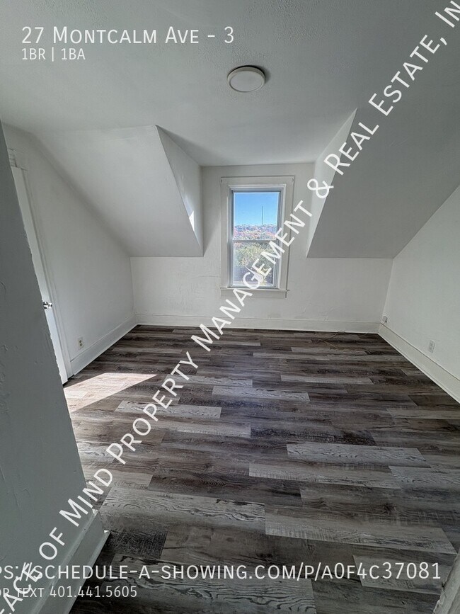 Building Photo - 27 Montcalm St