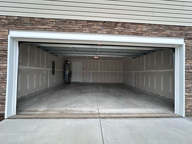 Building Photo - Brand-New 4-Bedroom Home in Huffman Ridge with Modern Upgrades & Move-In Ready Comfort