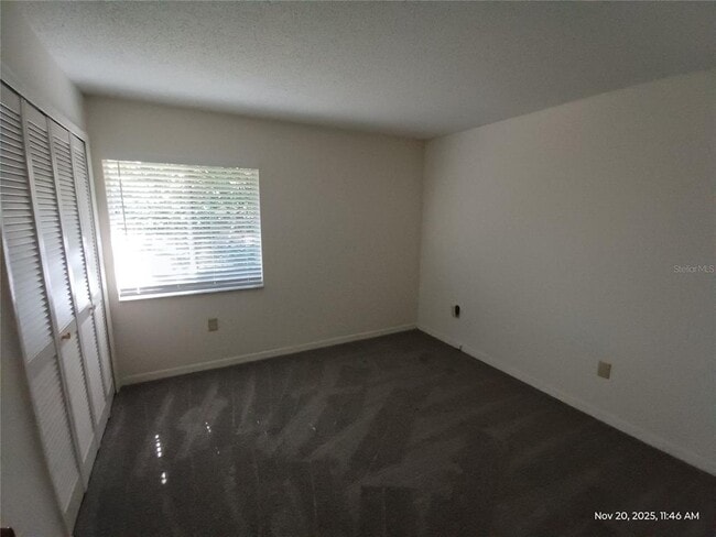 Building Photo - 408 E Warren Ave