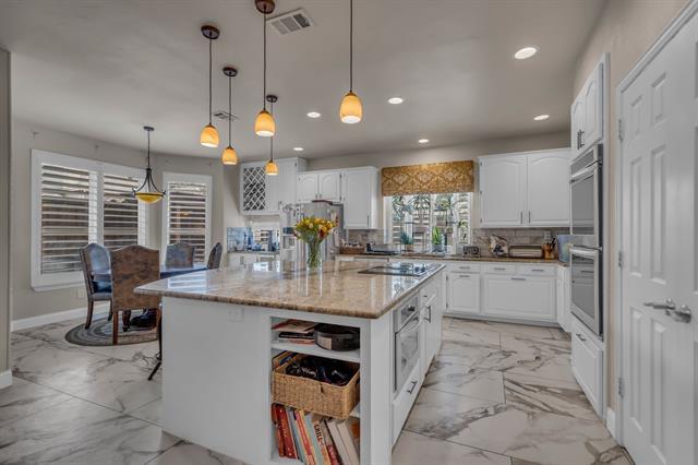 Building Photo - 6120 Brookhollow Dr
