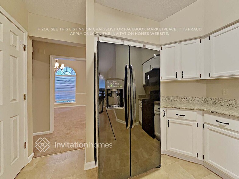 Building Photo - 11826 Clearwater Oaks Dr W