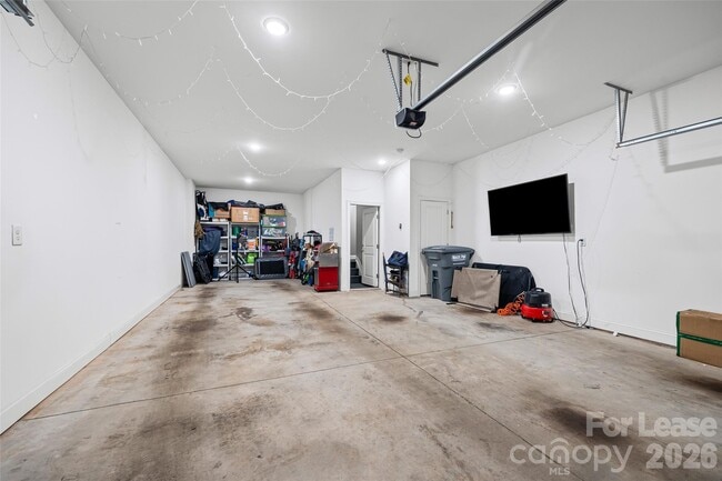 Building Photo - 263 Keener Blvd