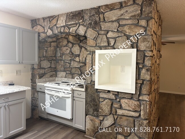 Building Photo - 1130 Orion Davis Rd