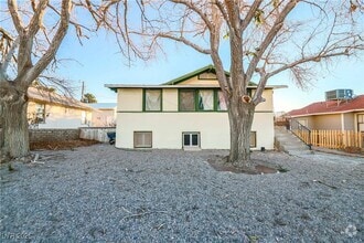 Building Photo - 663 Avenue C