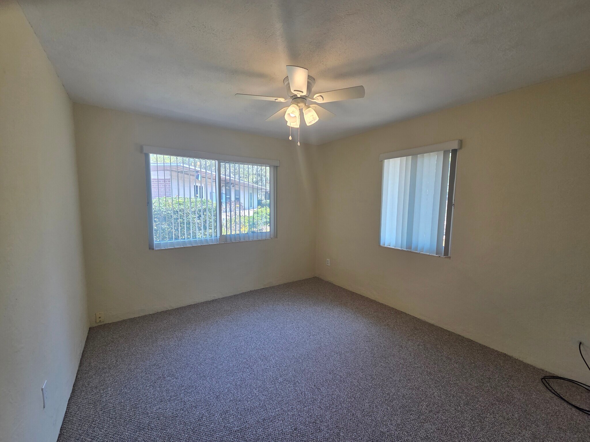 Bedroom toward window - 644 E Harwood St