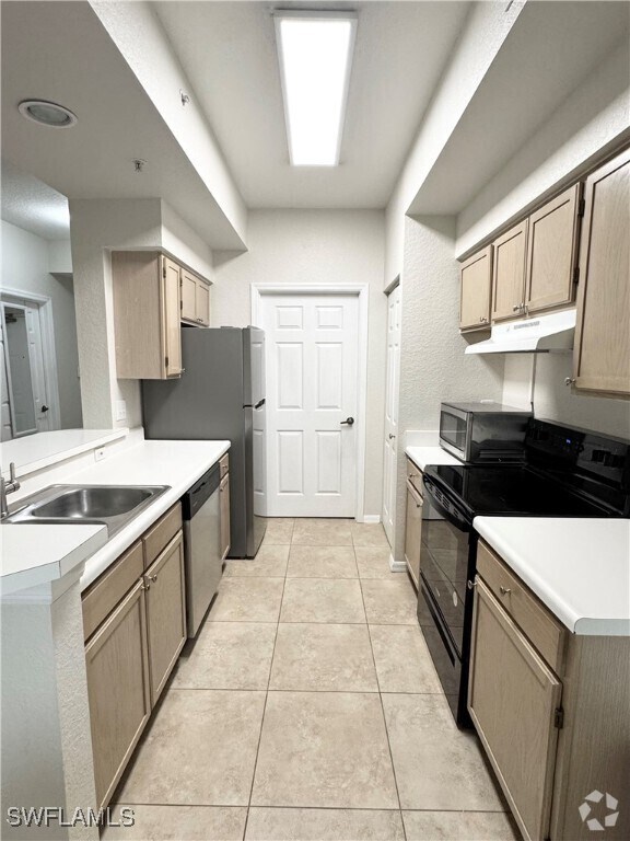 Building Photo - 4655 St Croix Ln