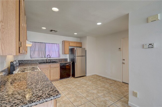 Building Photo - 2275 Windmill Grove Ct