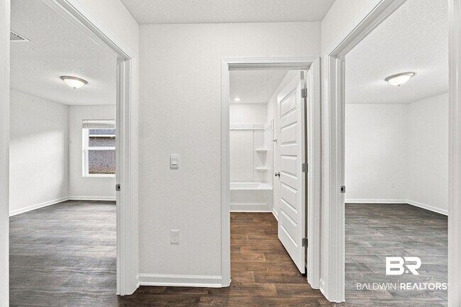 Building Photo - 14615 Dayton Cir