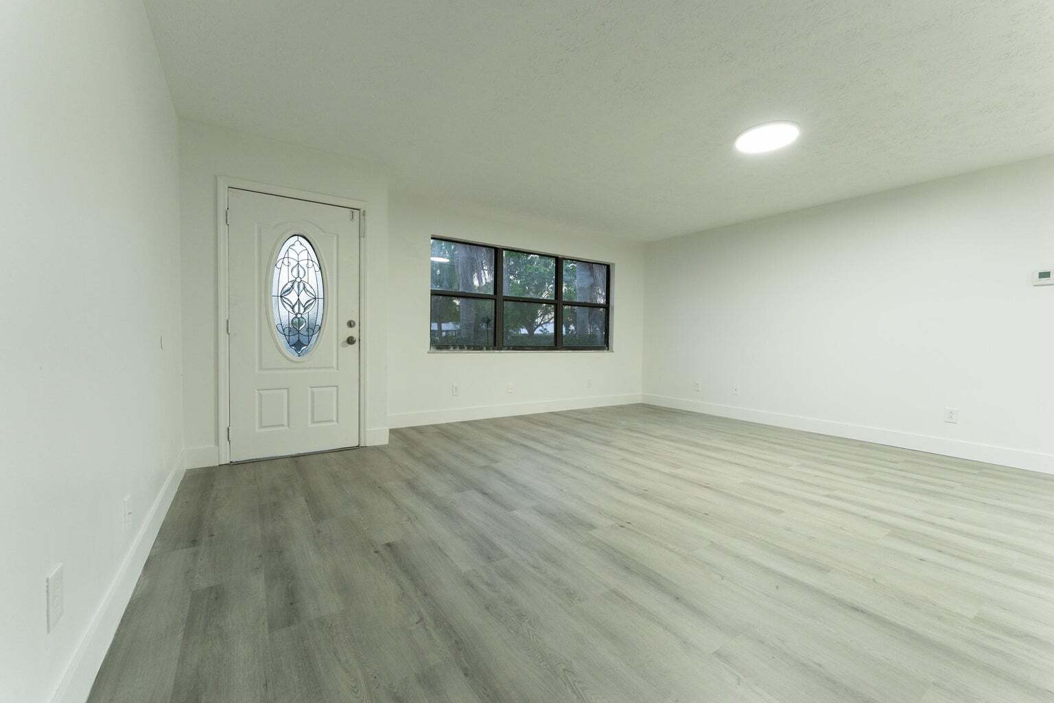 Building Photo - 1181 SW Sarto Ln