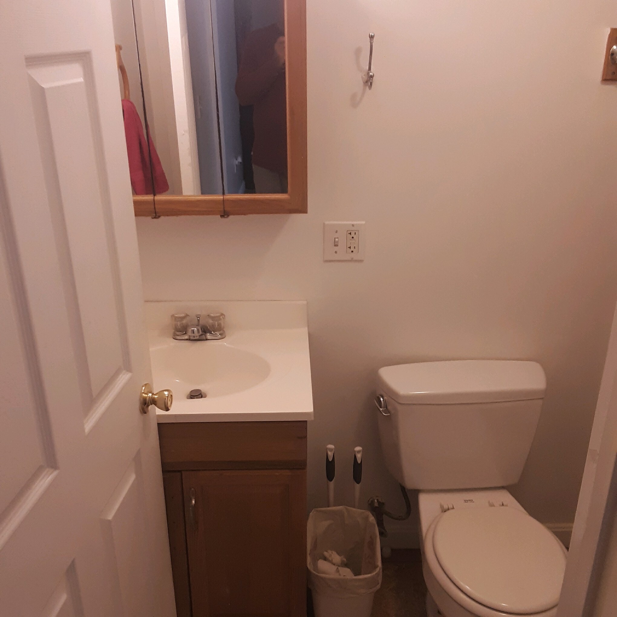 Building Photo - 40 Brainerd Rd