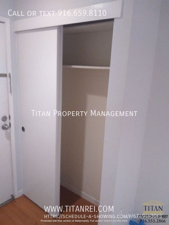 Building Photo - 1631 10th St