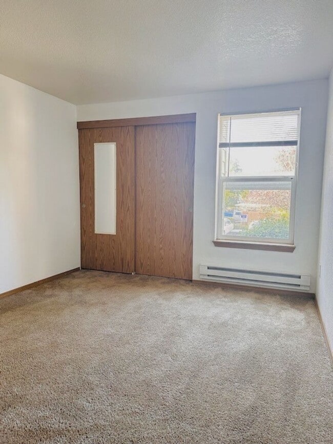 Building Photo - Find Your Perfect Place to Call Home! 2 Bedroom Coming Soon!