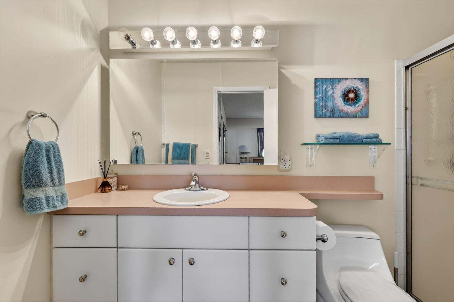 Building Photo - 6357 Overland Dr