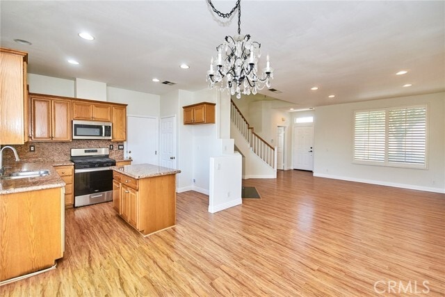 Building Photo - 24646 Maple Ln