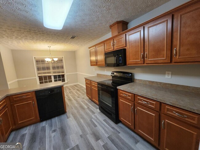 Building Photo - 9033 Scottsdale Ct