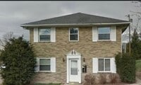 Building Photo - 1303 Chardon Ct