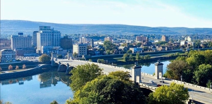 Building Photo - 11 W Market St