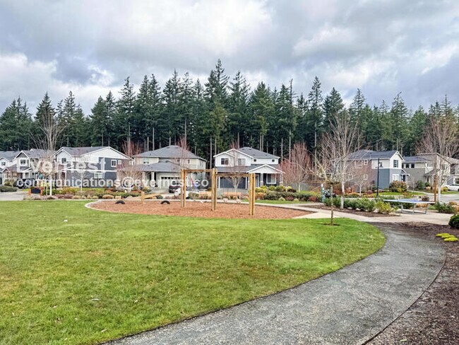 Building Photo - 33335 Crystal Ave SE