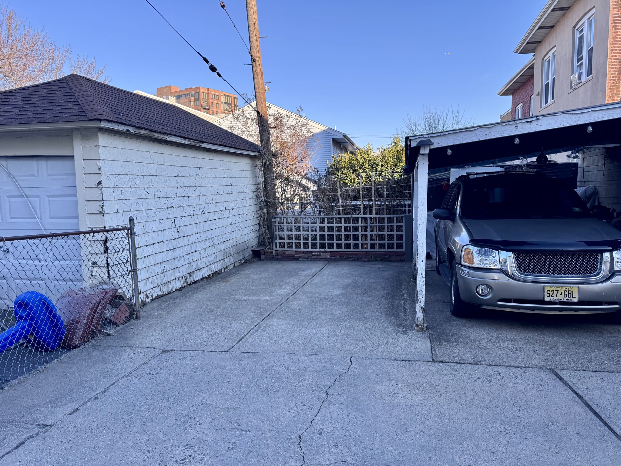 designated parking - 190 Palisade Ave