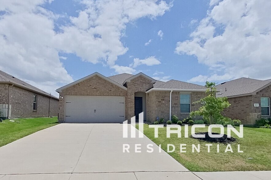 Building Photo - 848 Glover Dr