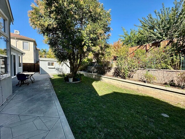 Building Photo - 3980 Avignon Ln