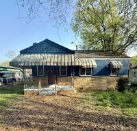 Building Photo - 708 40th St