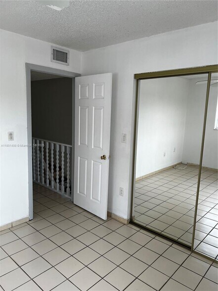 Building Photo - 5067 NW 5th St