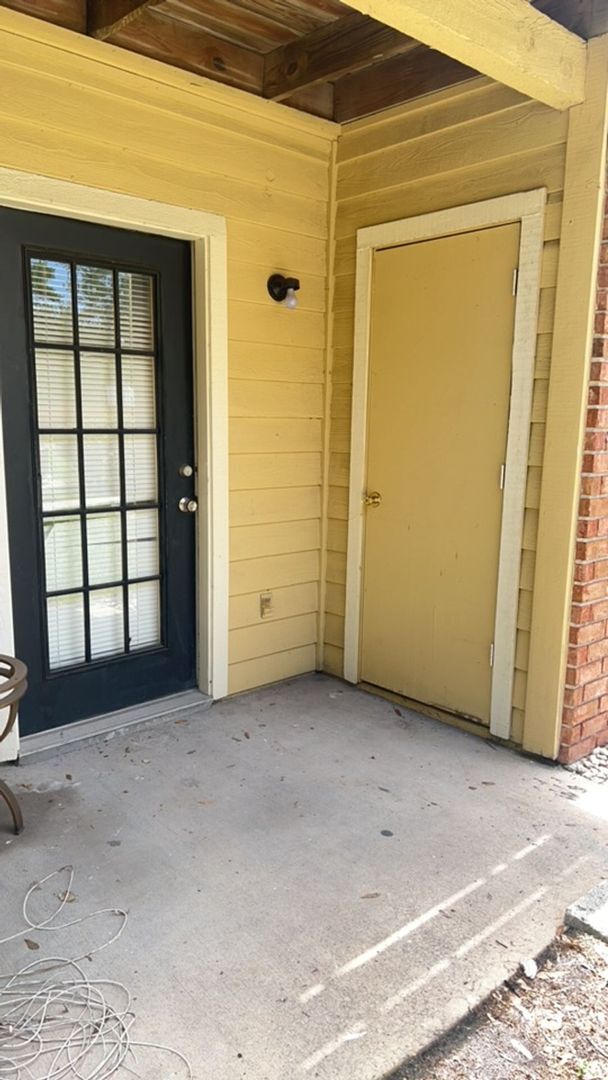 Building Photo - Come see this 1 bedroom, 1 bath condo for rent in Central Tampa!