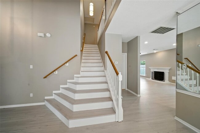 Building Photo - 3119 Waters Way Dr