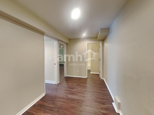 Building Photo - 16916 Molina Pl