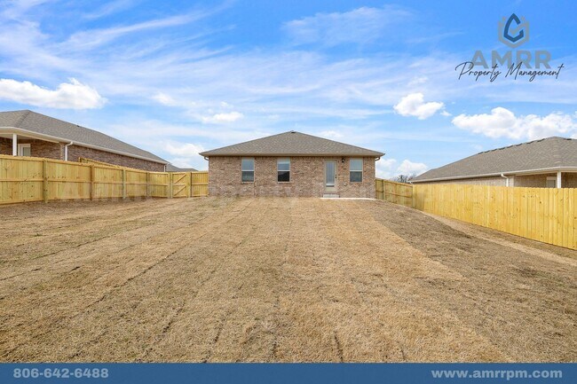 Building Photo - New Beginnings Start with AMRR: Beautiful 4 Bedroom Home in Highfill Near Bentonville!
