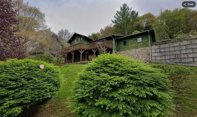 Building Photo - 169 Brookview Ln