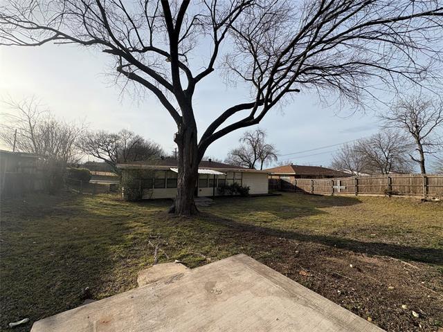 Building Photo - 4108 Church Dr