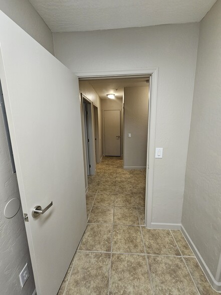 Building Photo - 4423 E McLellan Rd