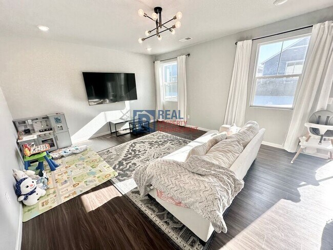 Building Photo - 27086 E Bayaud Ave