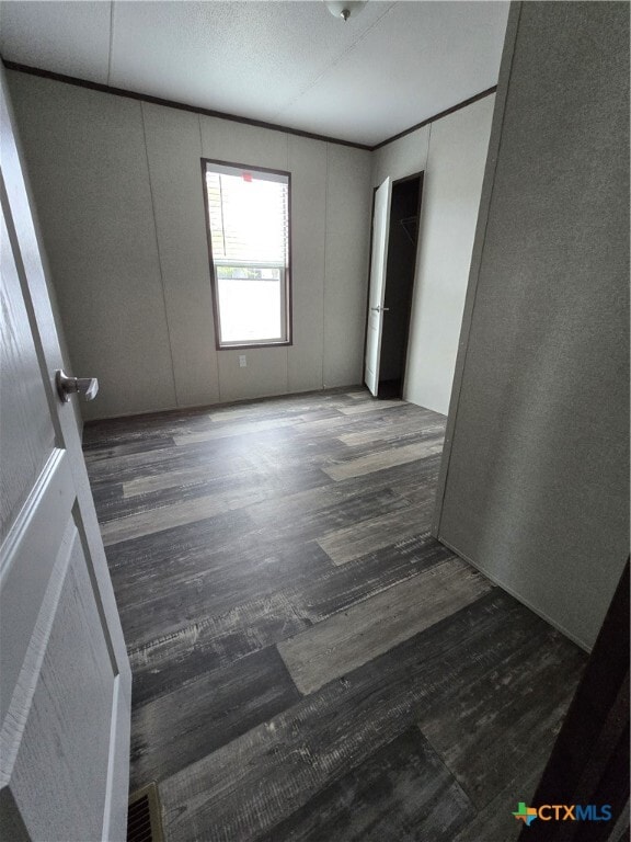 Building Photo - 2995 Barr Ln