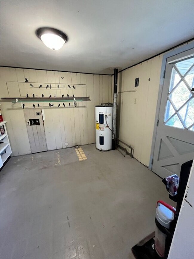 Building Photo - Escape to Your Private Retreat in Warner R...