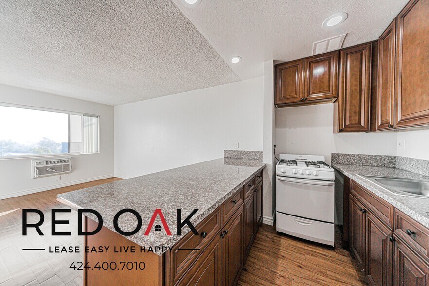 Building Photo - 3416 Manning Ave