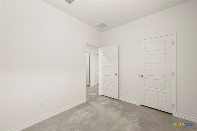 Building Photo - 3903 Sugar Hackberry Trl